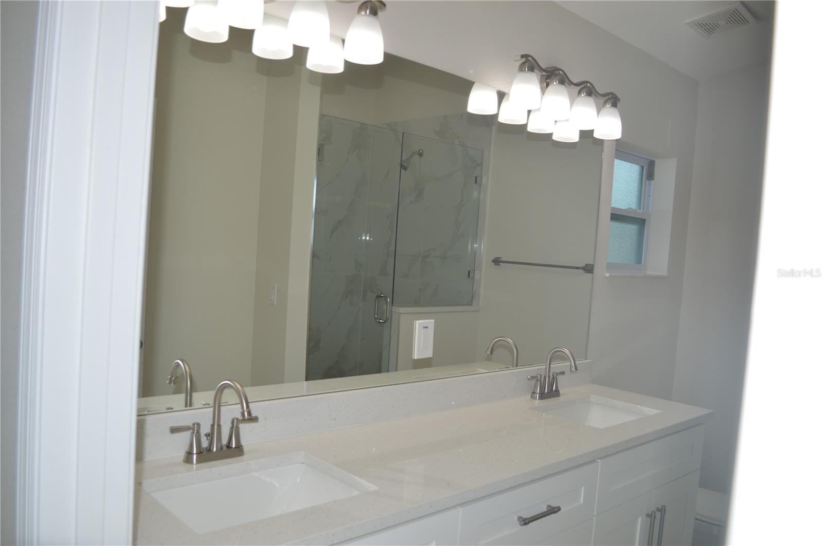 3917 W ROBSON ST, TAMPA, FL, 33614