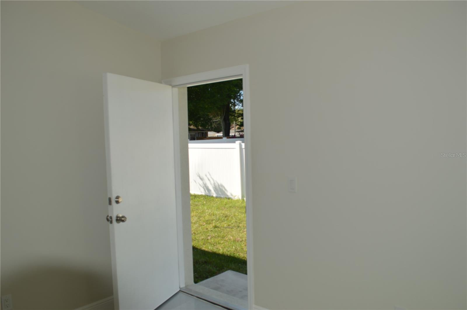 3917 W ROBSON ST, TAMPA, FL, 33614
