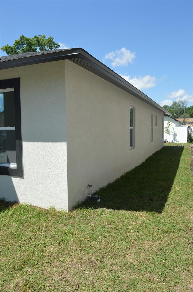 3917 W ROBSON ST, TAMPA, FL, 33614