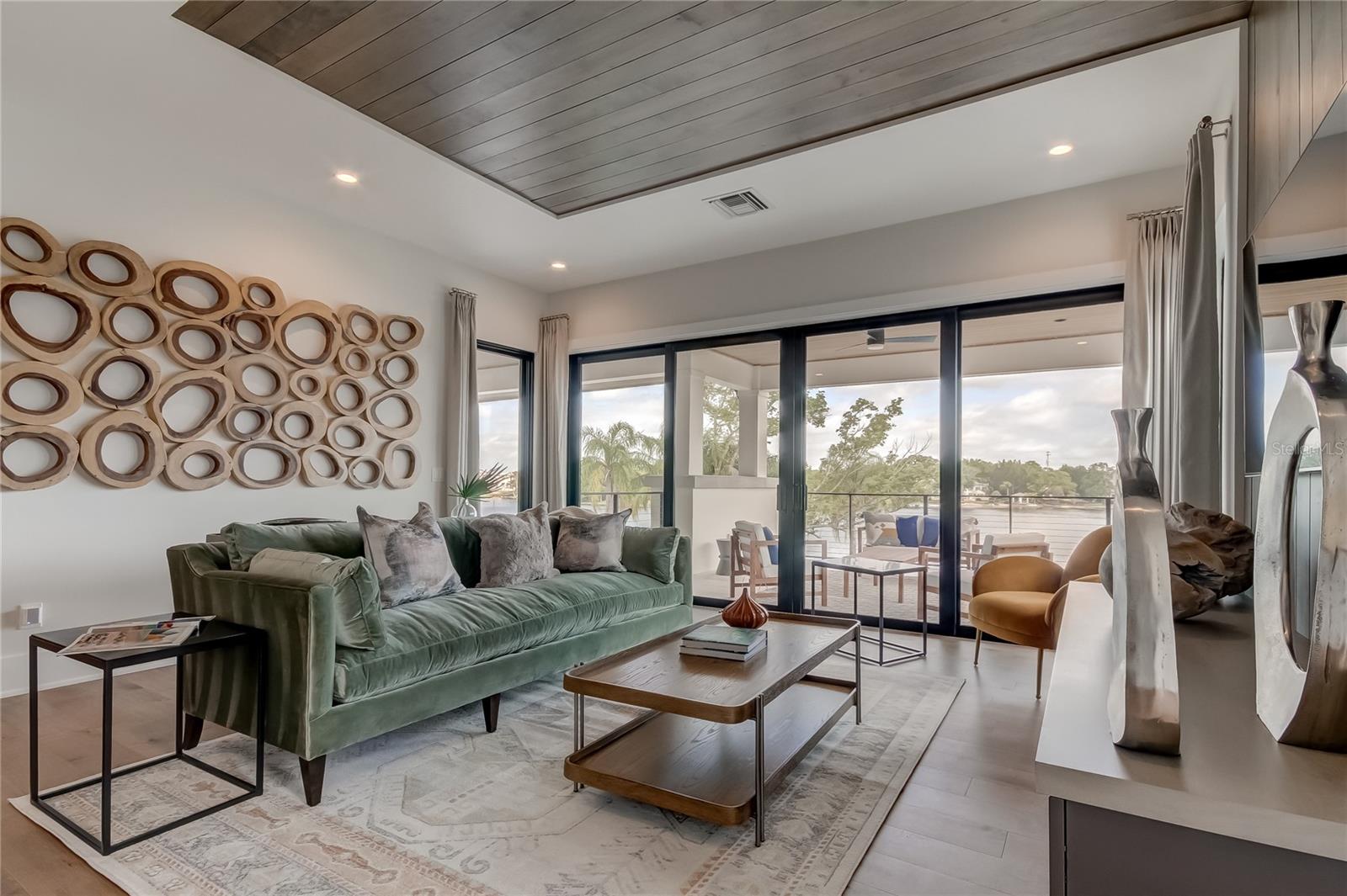 T3515142 Property Photo