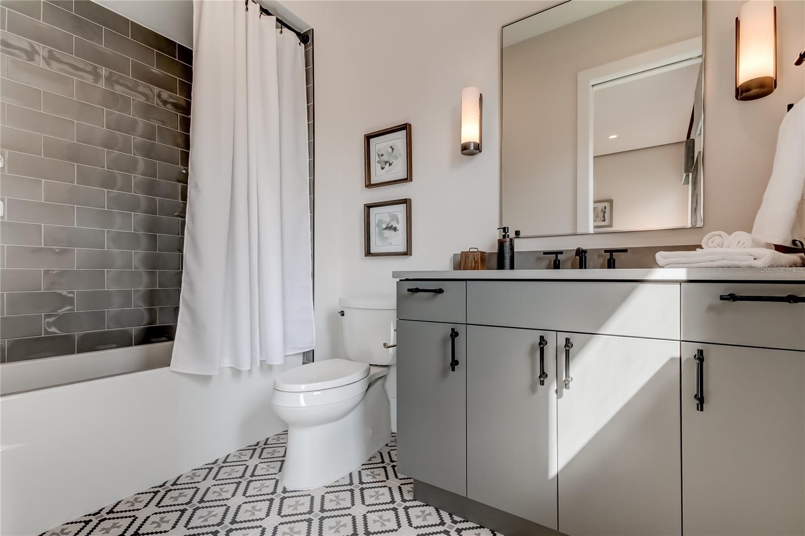 T3515142 Property Photo