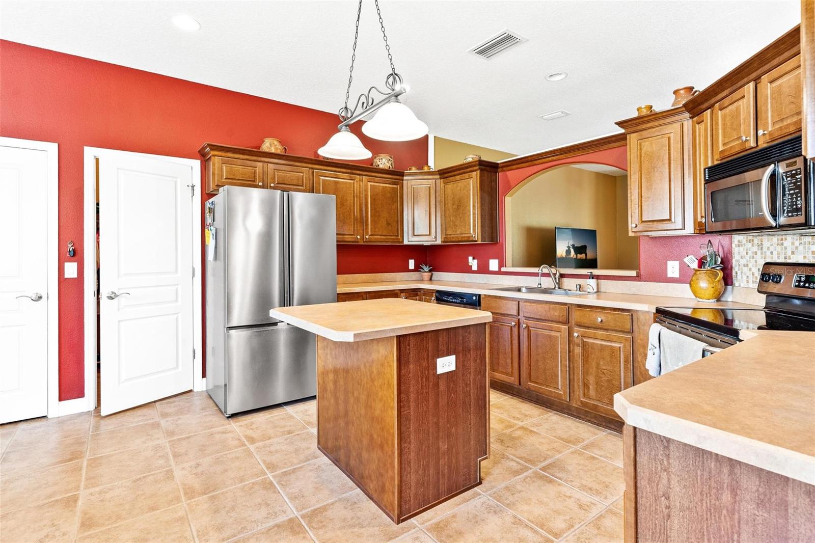 23096 SE HWY 42, UMATILLA, FL, 32784