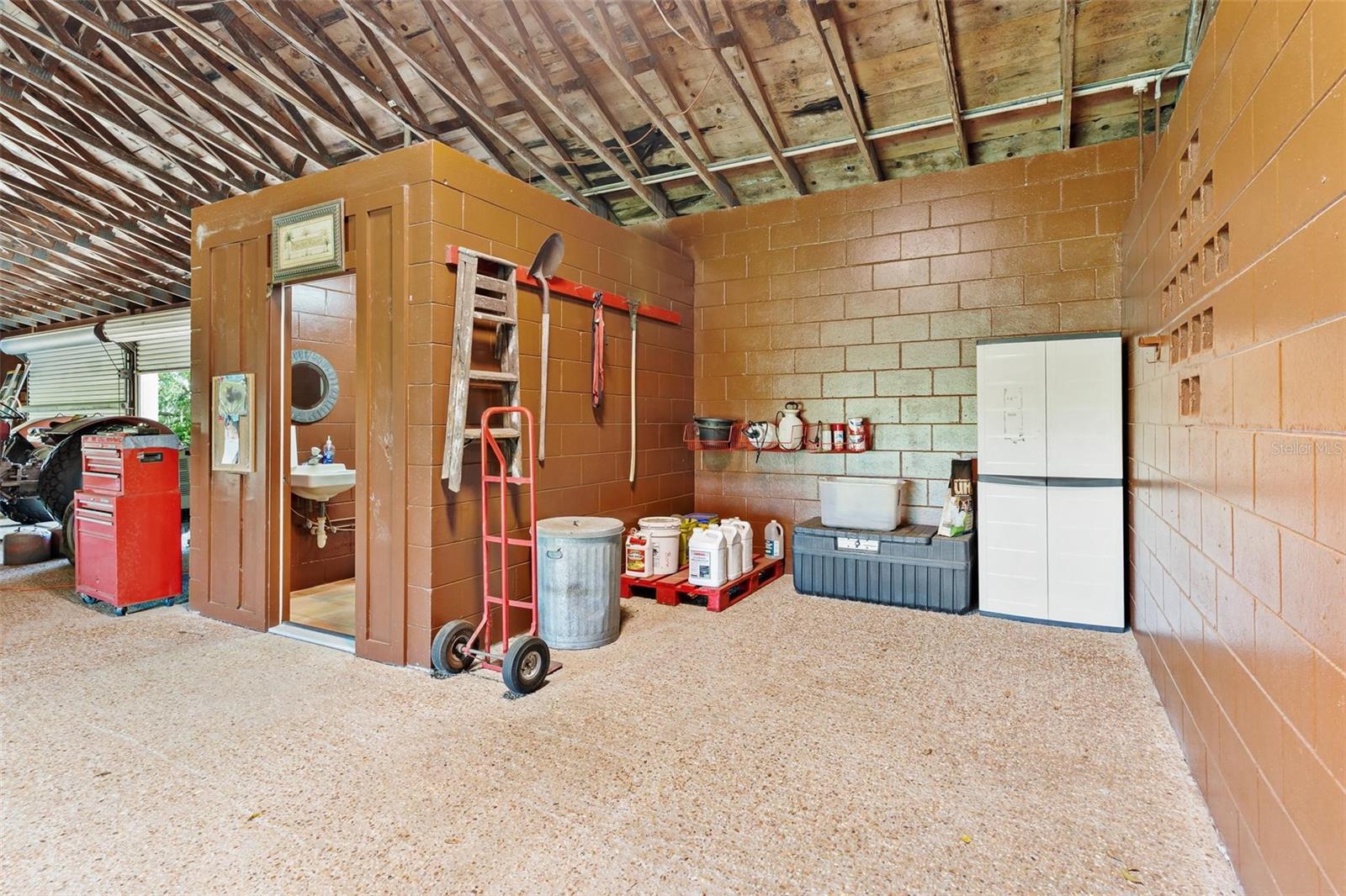 23096 SE HWY 42, UMATILLA, FL, 32784