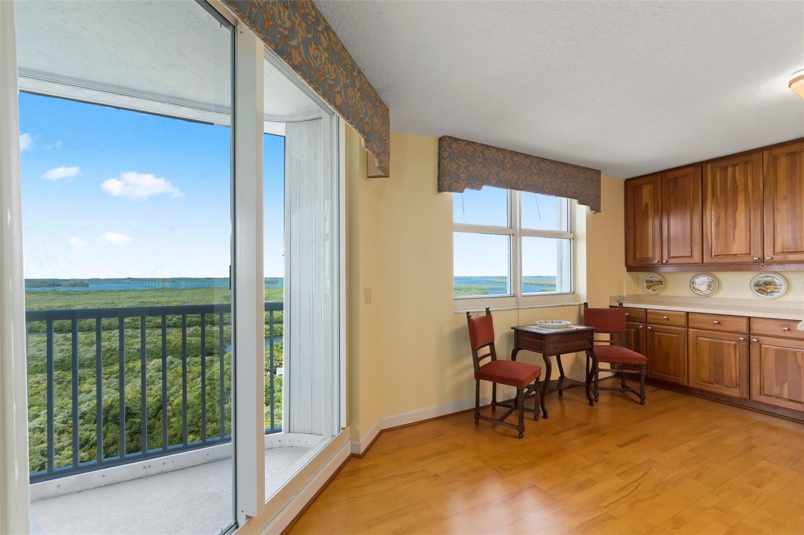 5049 N HIGHWAY A1A #1401, HUTCHINSON ISLAND, FL, 34949