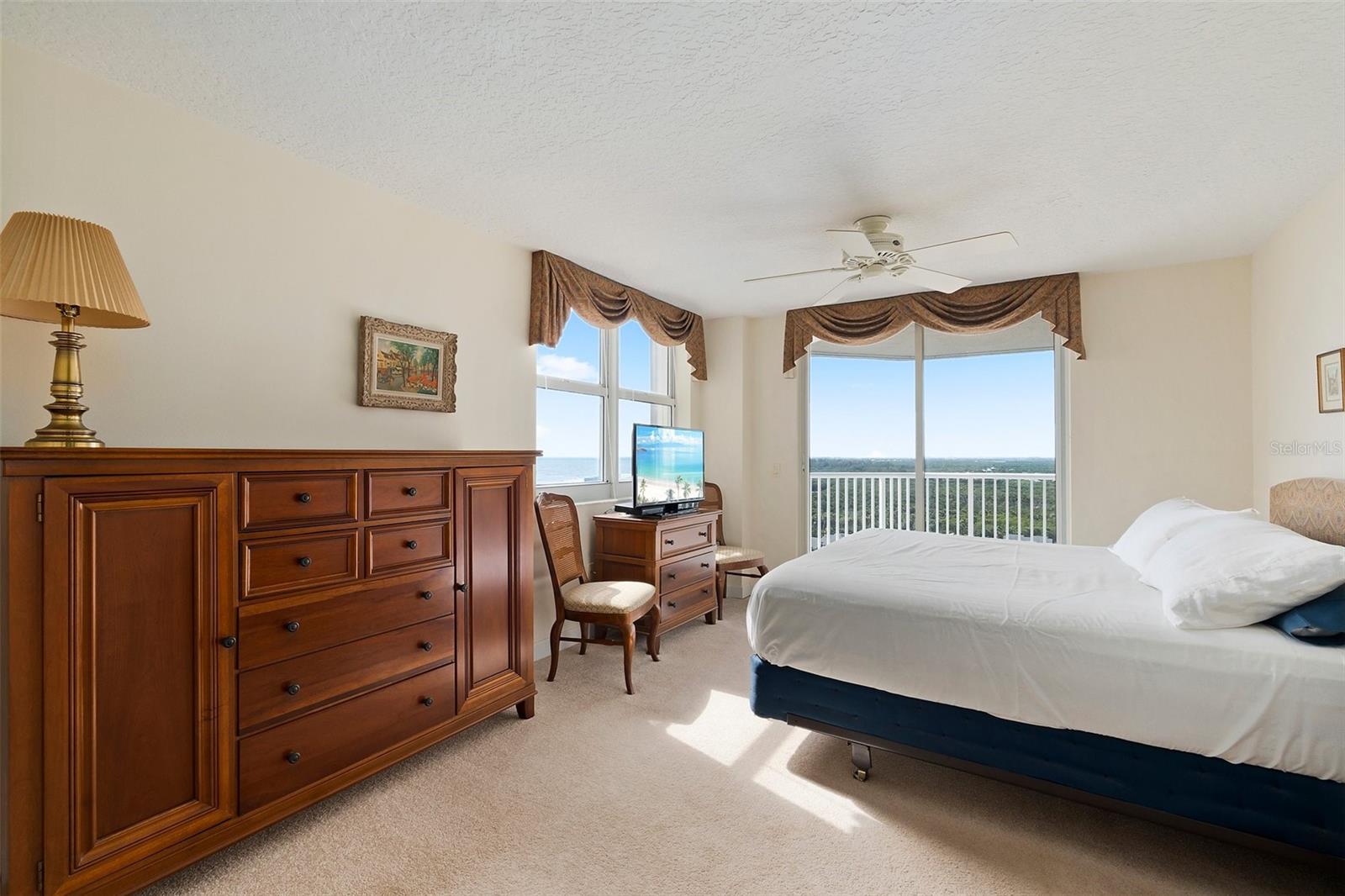 5049 N HIGHWAY A1A #1401, HUTCHINSON ISLAND, FL, 34949