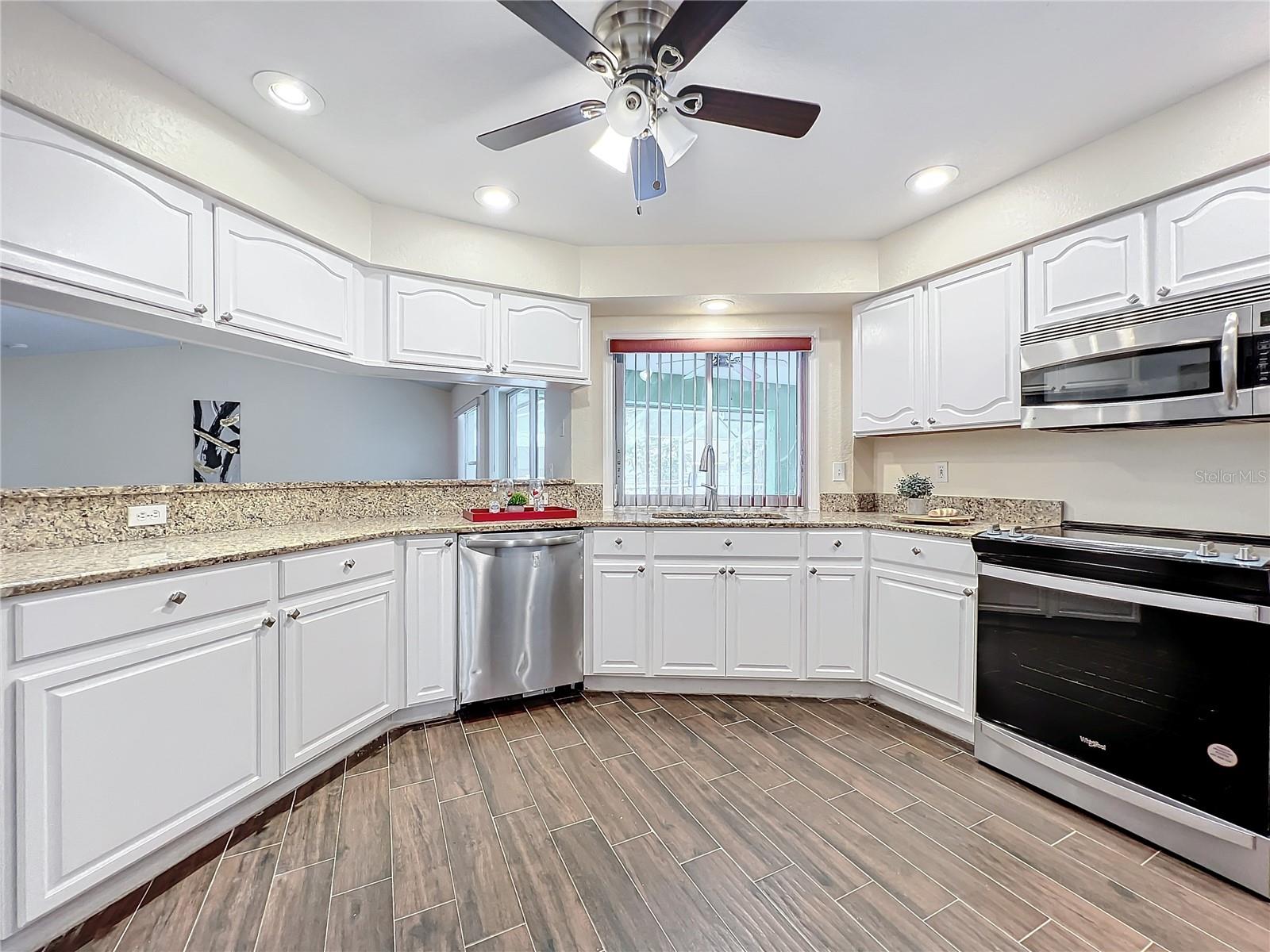 2257 LONGLEAF CIR, LAKELAND, FL, 33810