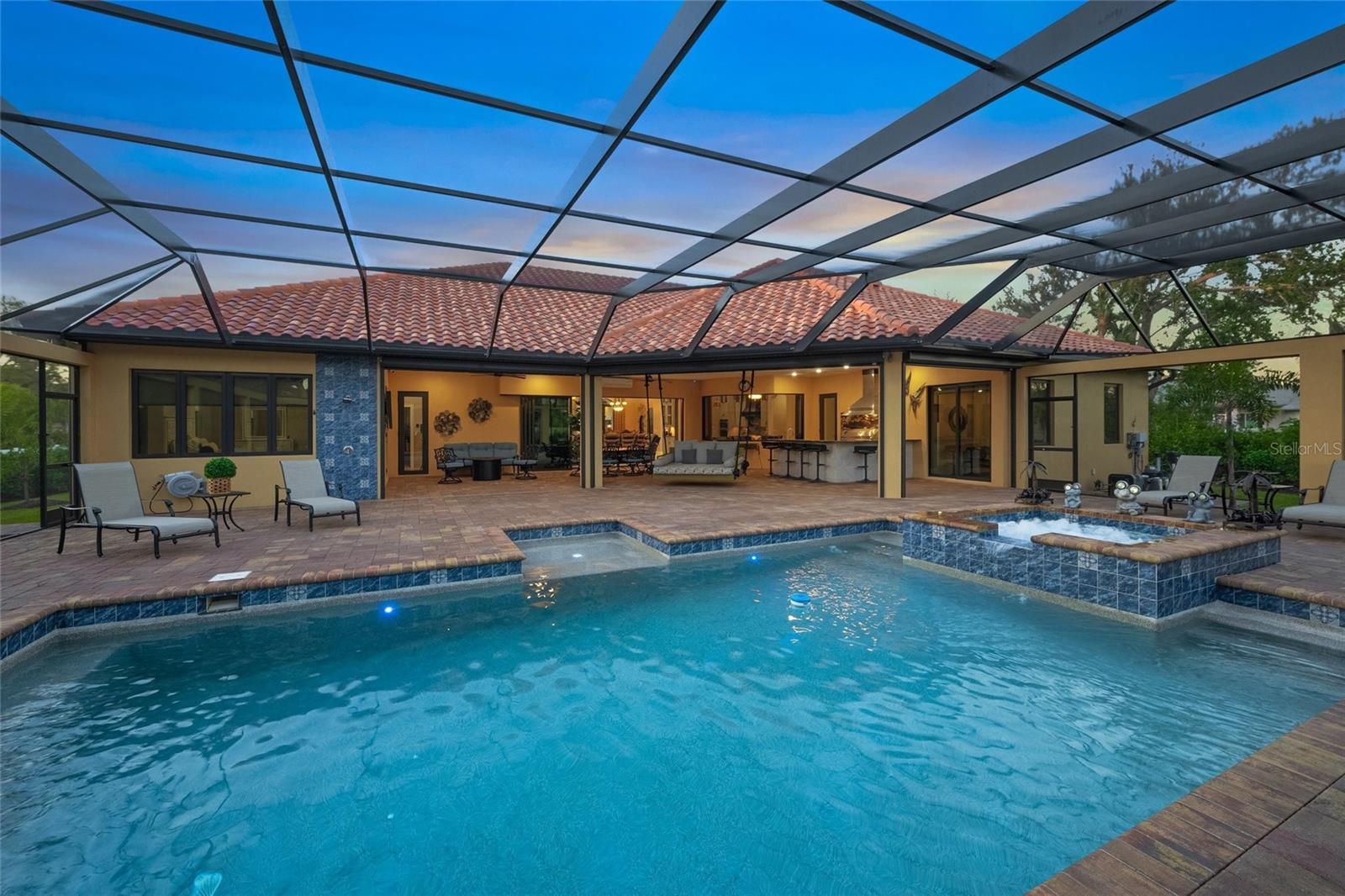 N6132101 Property Photo