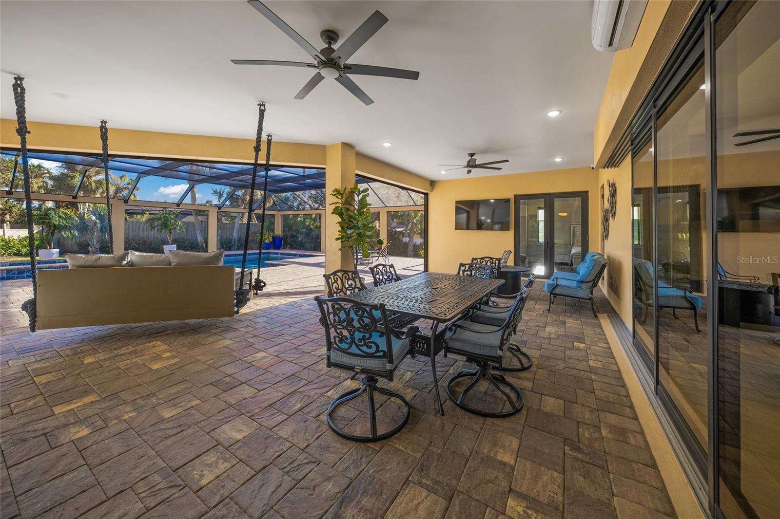 N6132101 Property Photo