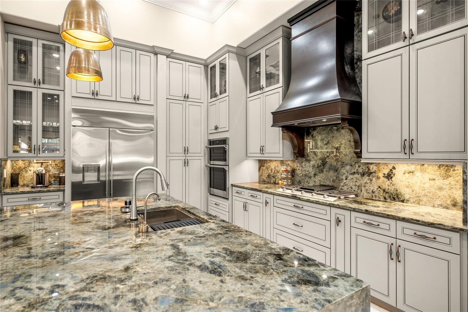 N6132101 Property Photo