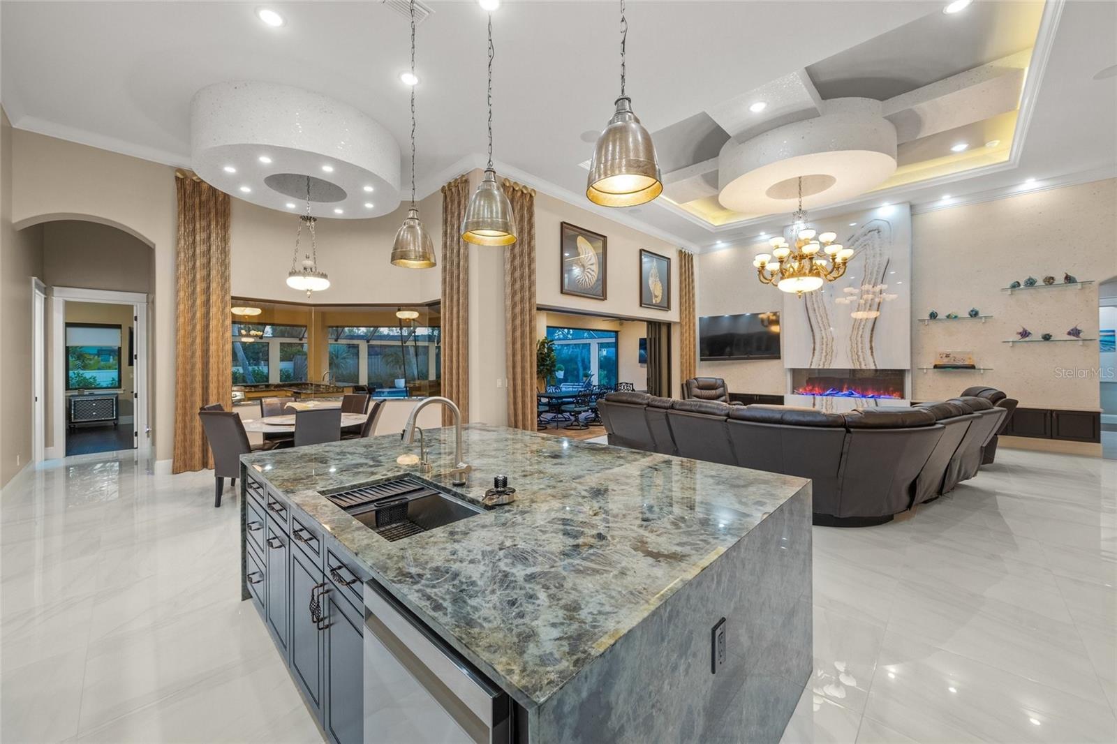 N6132101 Property Photo