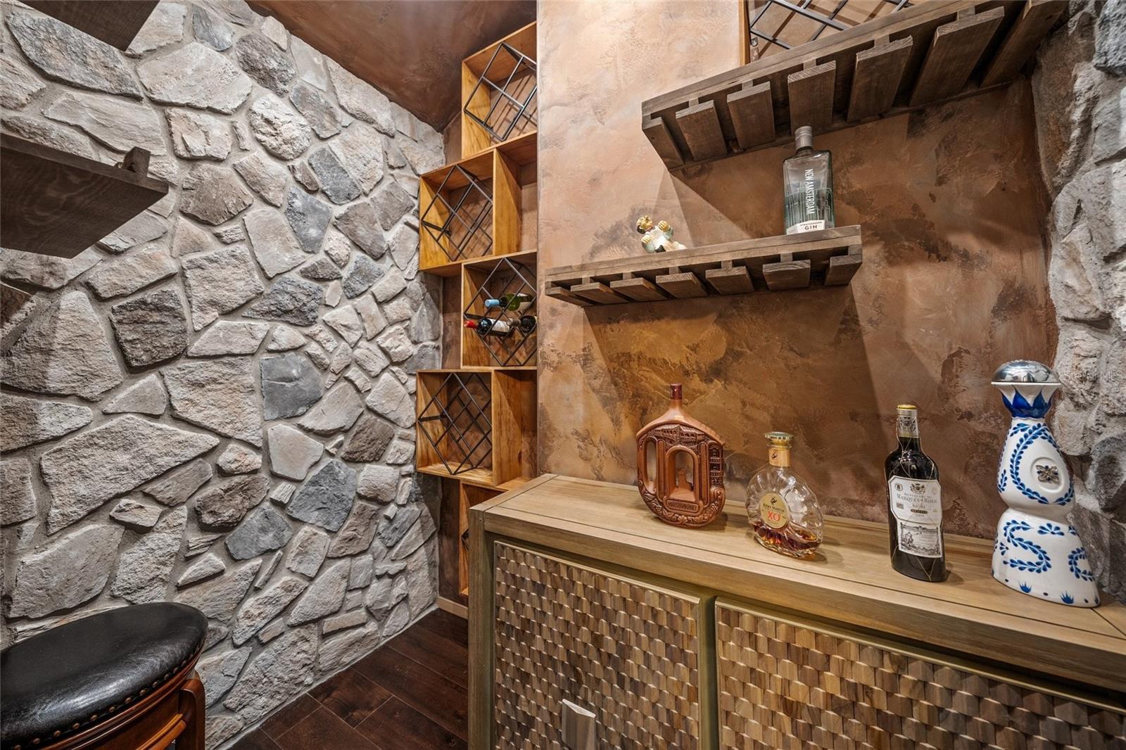 N6132101 Property Photo