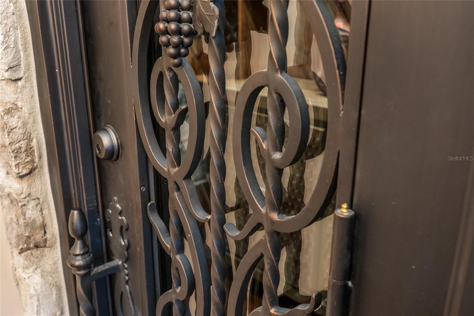 N6132101 Property Photo