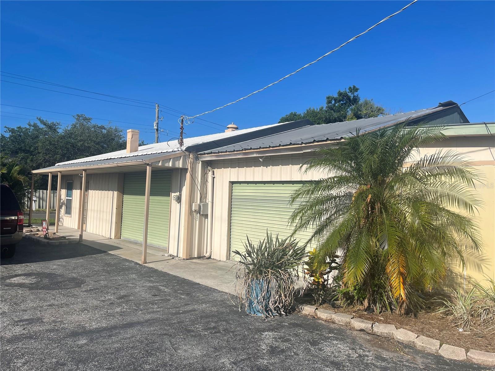 5114,5116 COMMERCE AND W 5101 INGRAHAM ST, TAMPA, FL, 33616