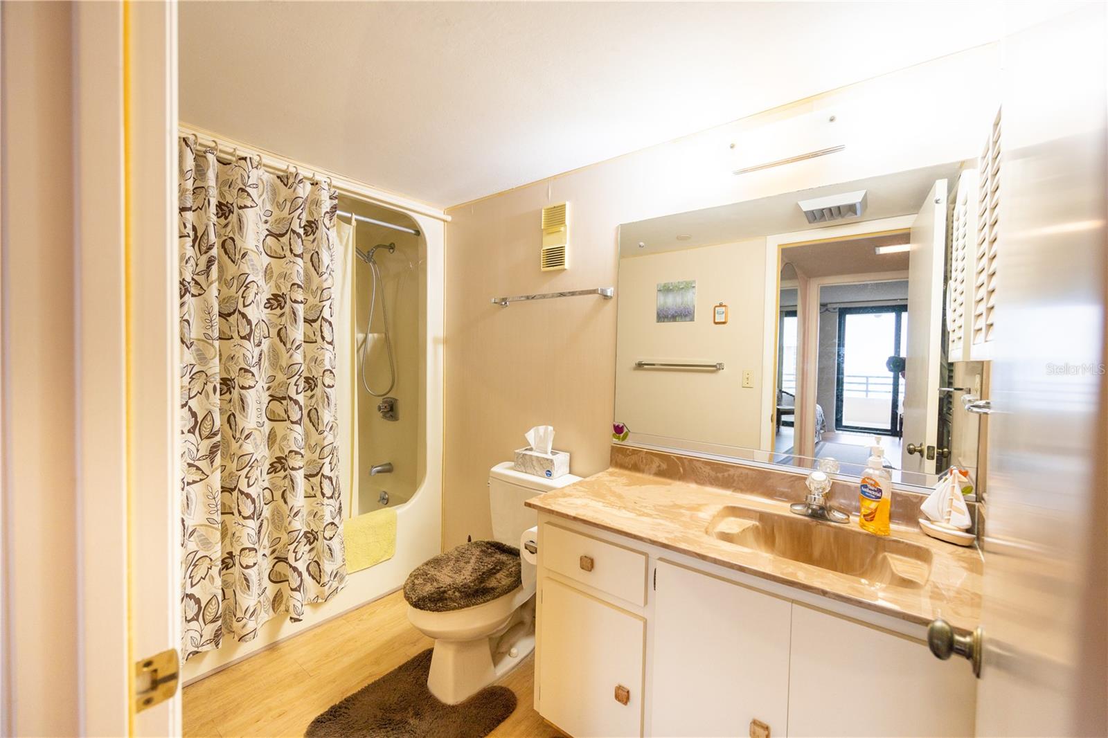 1 OCEANS WEST BLVD #18A3, DAYTONA BEACH SHORES, FL, 32118