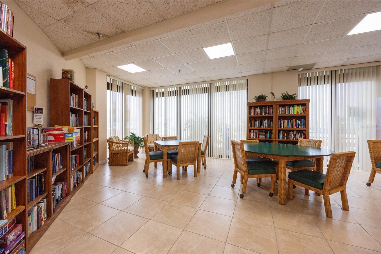 1 OCEANS WEST BLVD #18A3, DAYTONA BEACH SHORES, FL, 32118