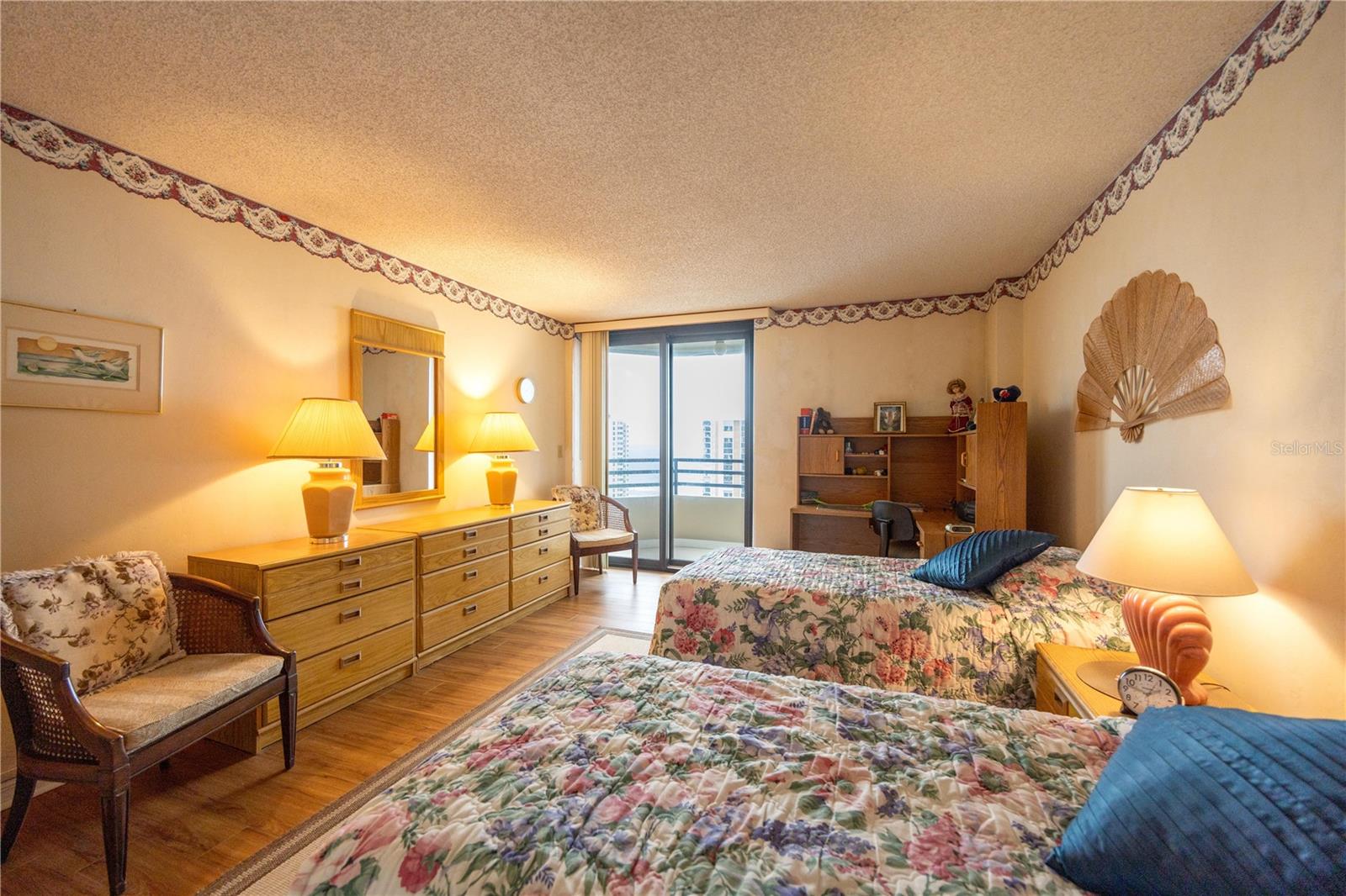 1 OCEANS WEST BLVD #18A3, DAYTONA BEACH SHORES, FL, 32118