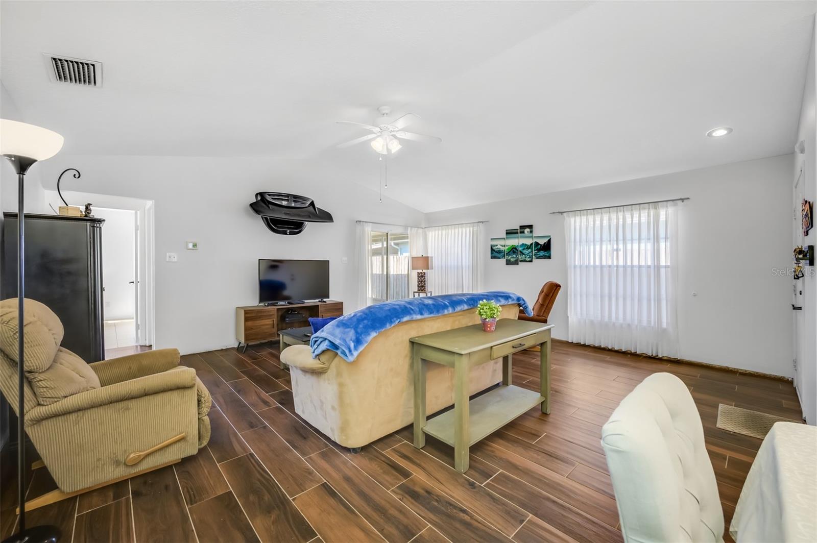 1442 TIVERTON DR, BRANDON, FL, 33511