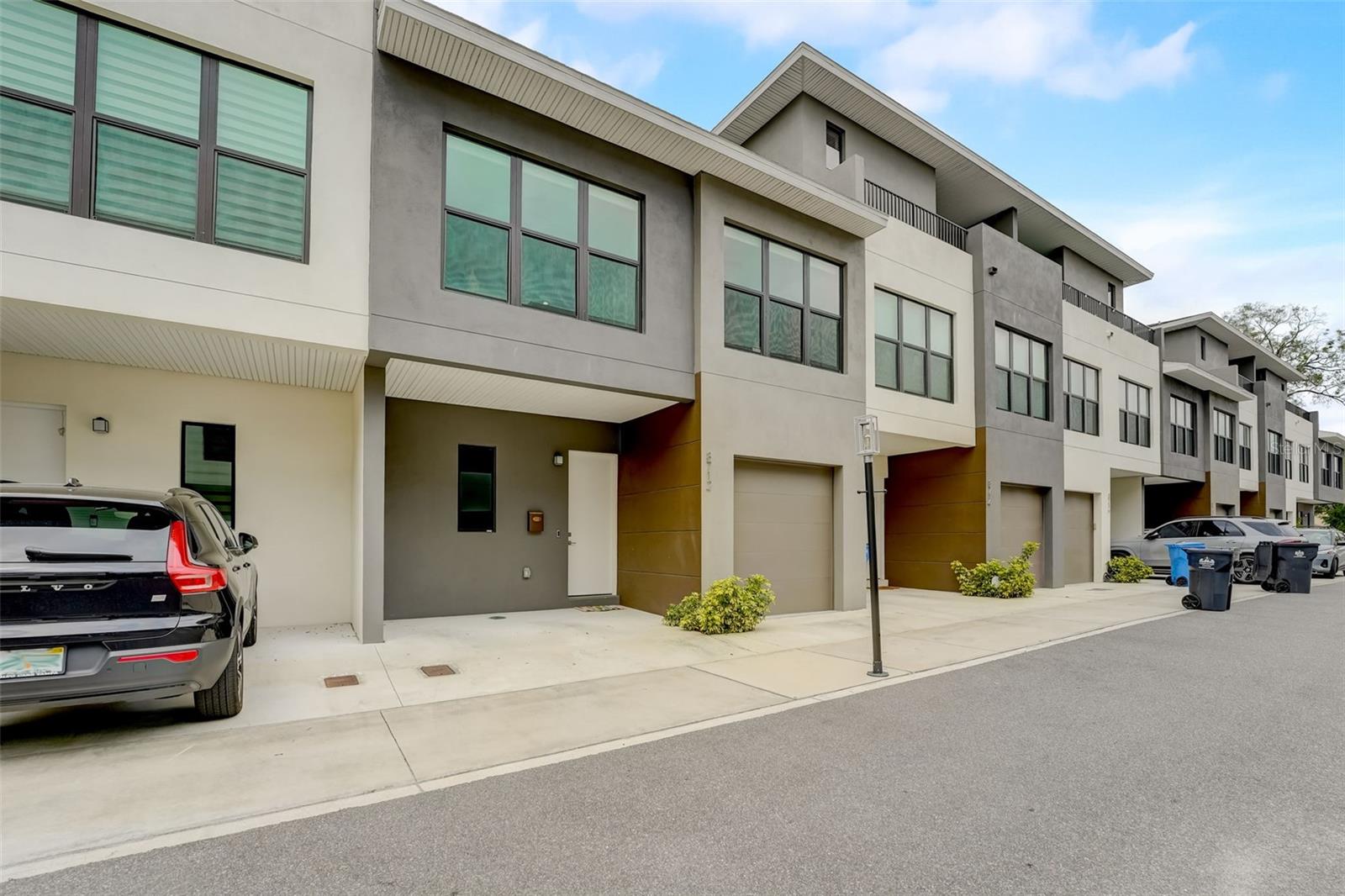 8712 PALM RANCHES PL, TAMPA, FL, 33614