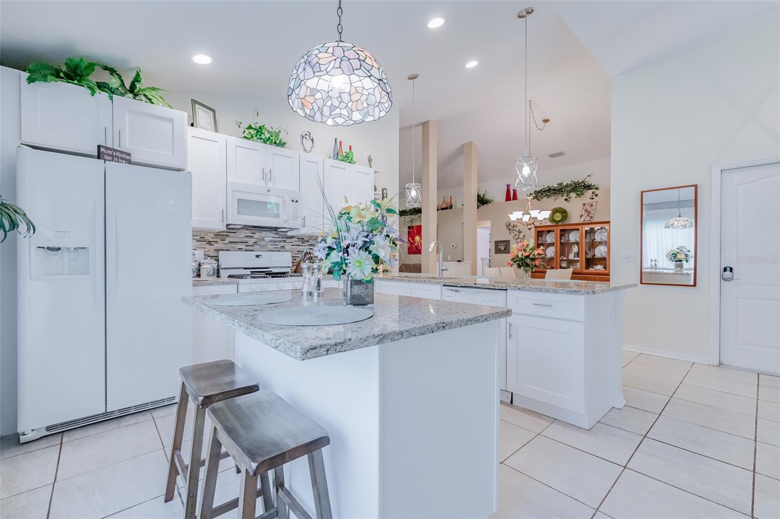 7532 REGENTS GARDEN WAY, APOLLO BEACH, FL, 33572