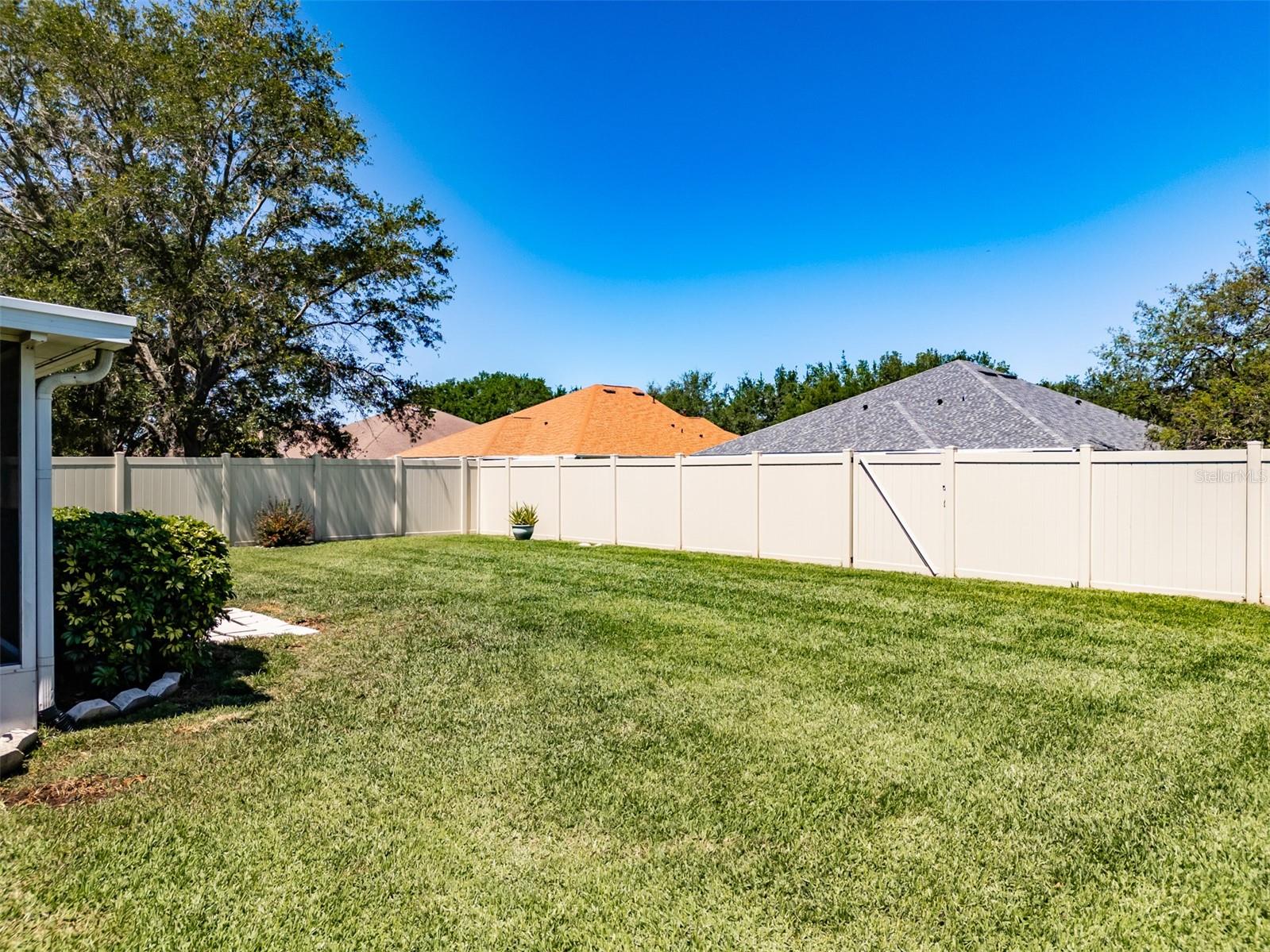 7532 REGENTS GARDEN WAY, APOLLO BEACH, FL, 33572