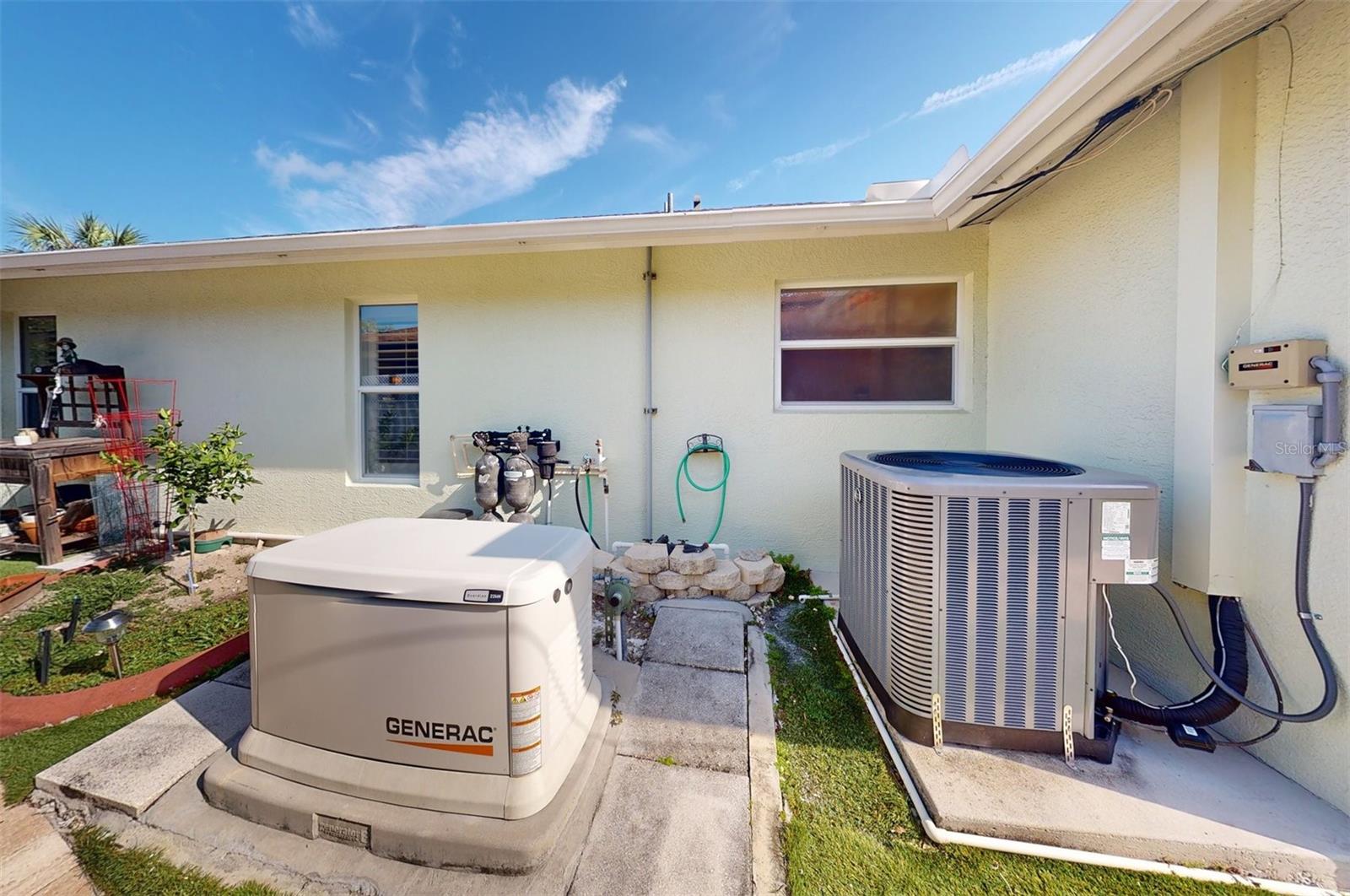 1009 CABOT ST, PORT CHARLOTTE, FL, 33953