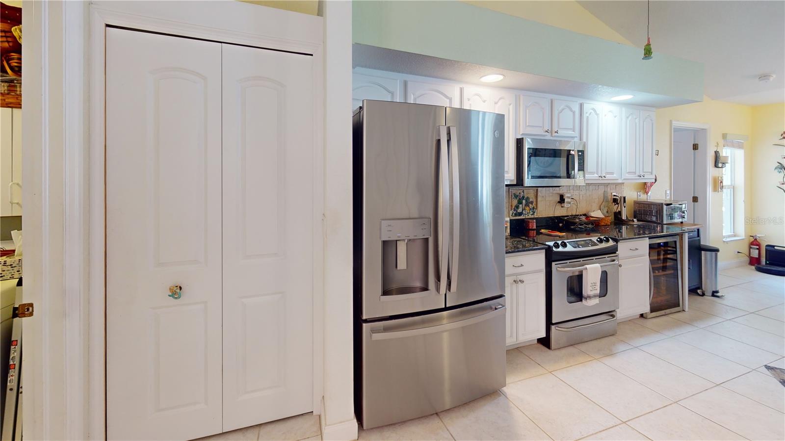 1009 CABOT ST, PORT CHARLOTTE, FL, 33953