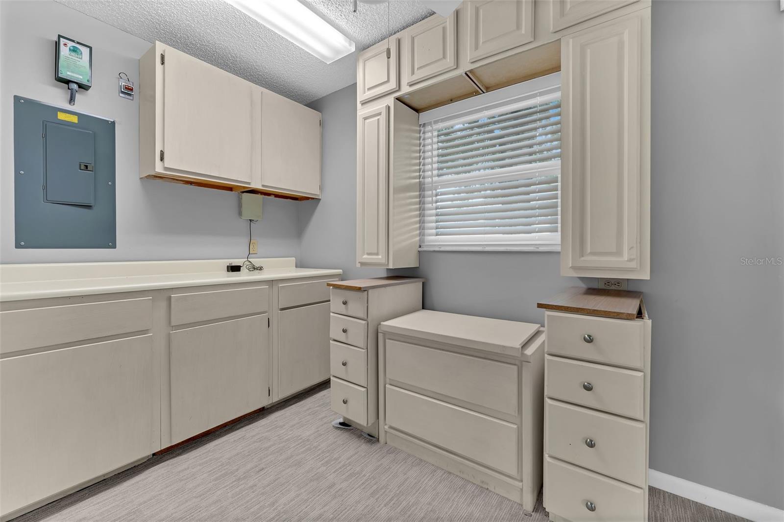 1963 LONG BOAT DR, LAKELAND, FL, 33810