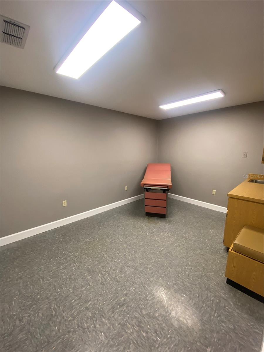 705 HARVARD ST, BROOKSVILLE, FL, 34601
