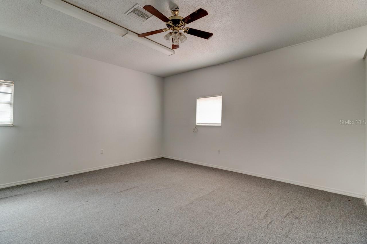 2820 HOWLAND BLVD, DELTONA, FL, 32725