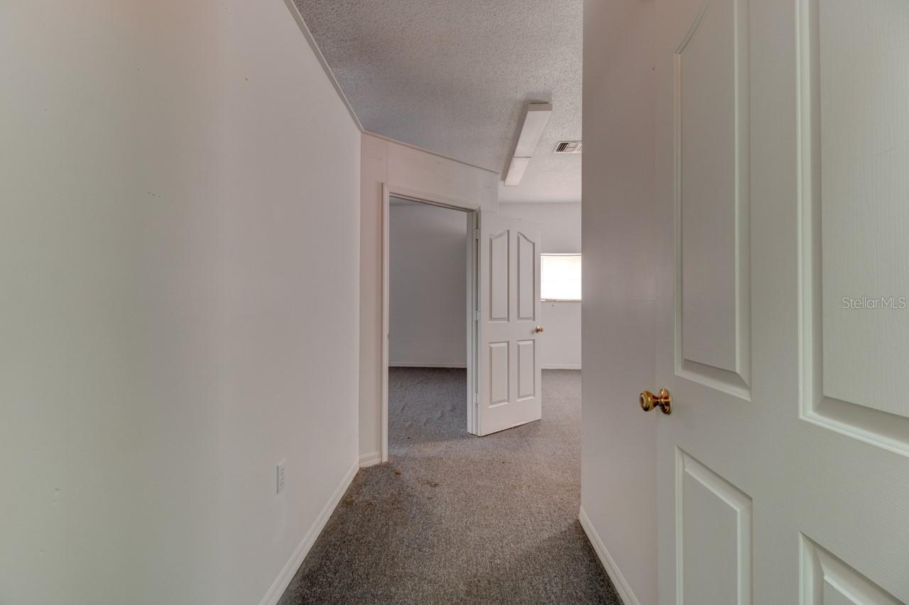 2820 HOWLAND BLVD, DELTONA, FL, 32725