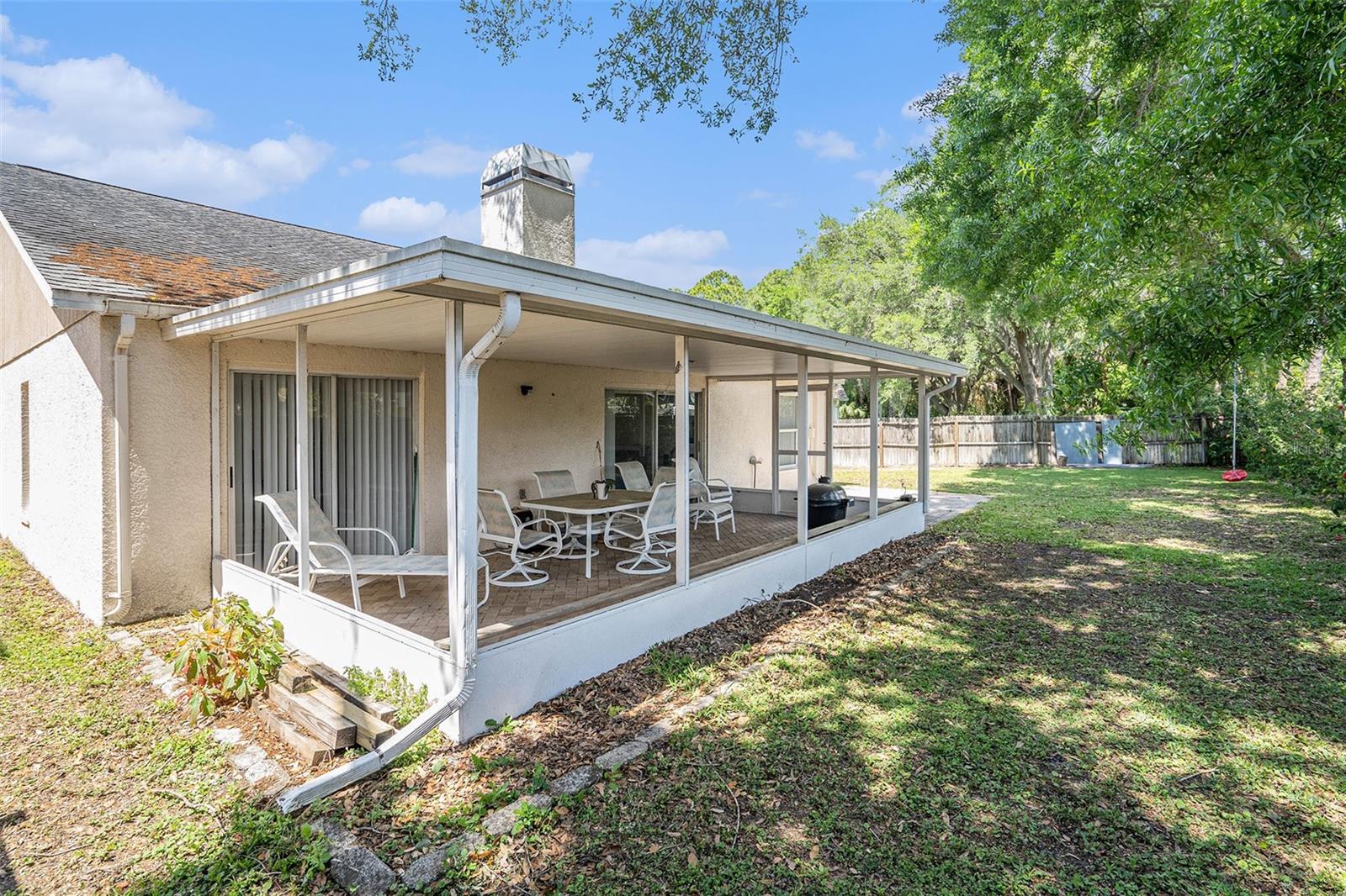 8725 HUNTFIELD ST, TAMPA, FL, 33635