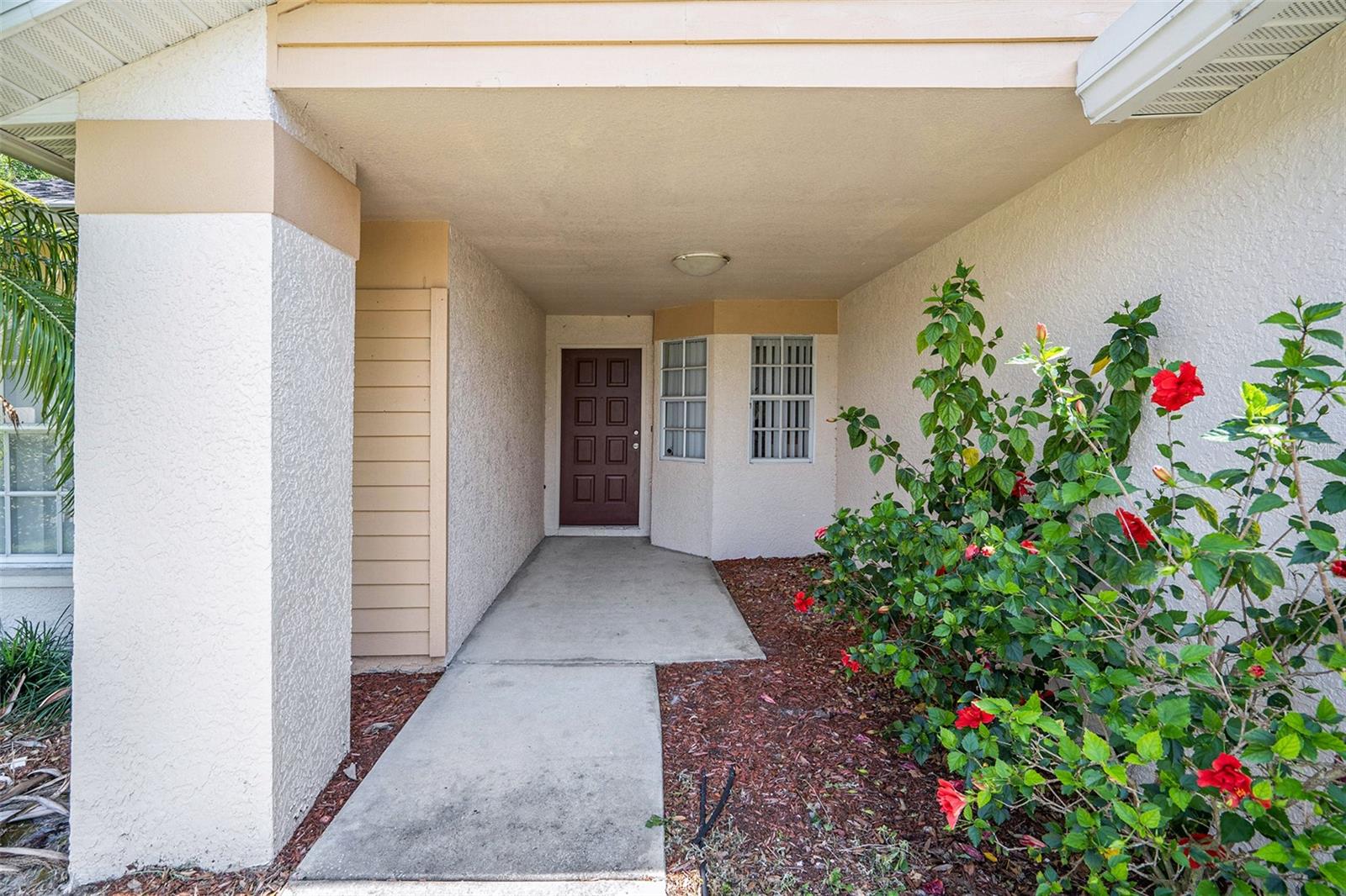 8725 HUNTFIELD ST, TAMPA, FL, 33635