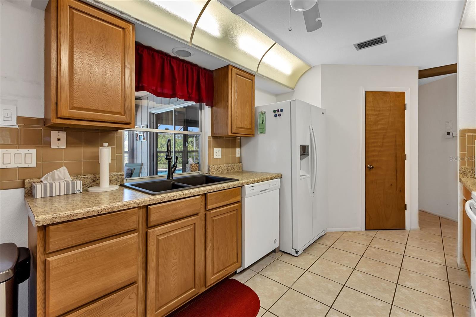 745 COLUMBIA ST, PORT CHARLOTTE, FL, 33948