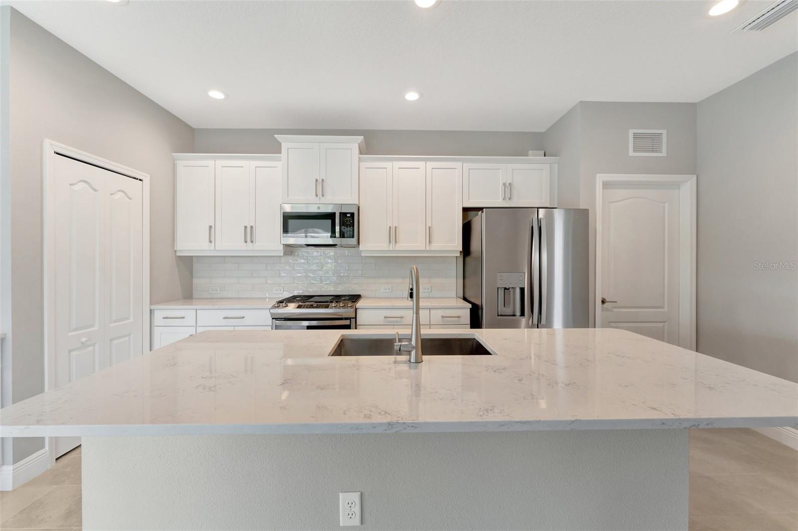 2638 LIGHT SKY LN, BRADENTON, FL, 34211