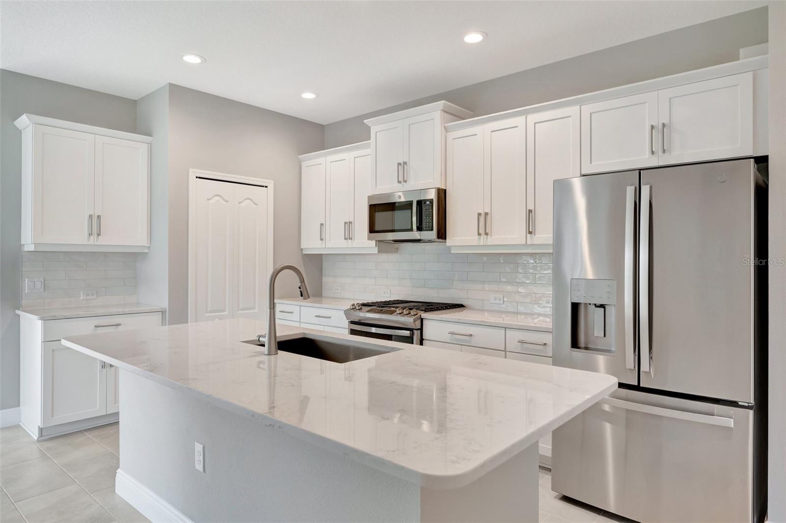 2638 LIGHT SKY LN, BRADENTON, FL, 34211