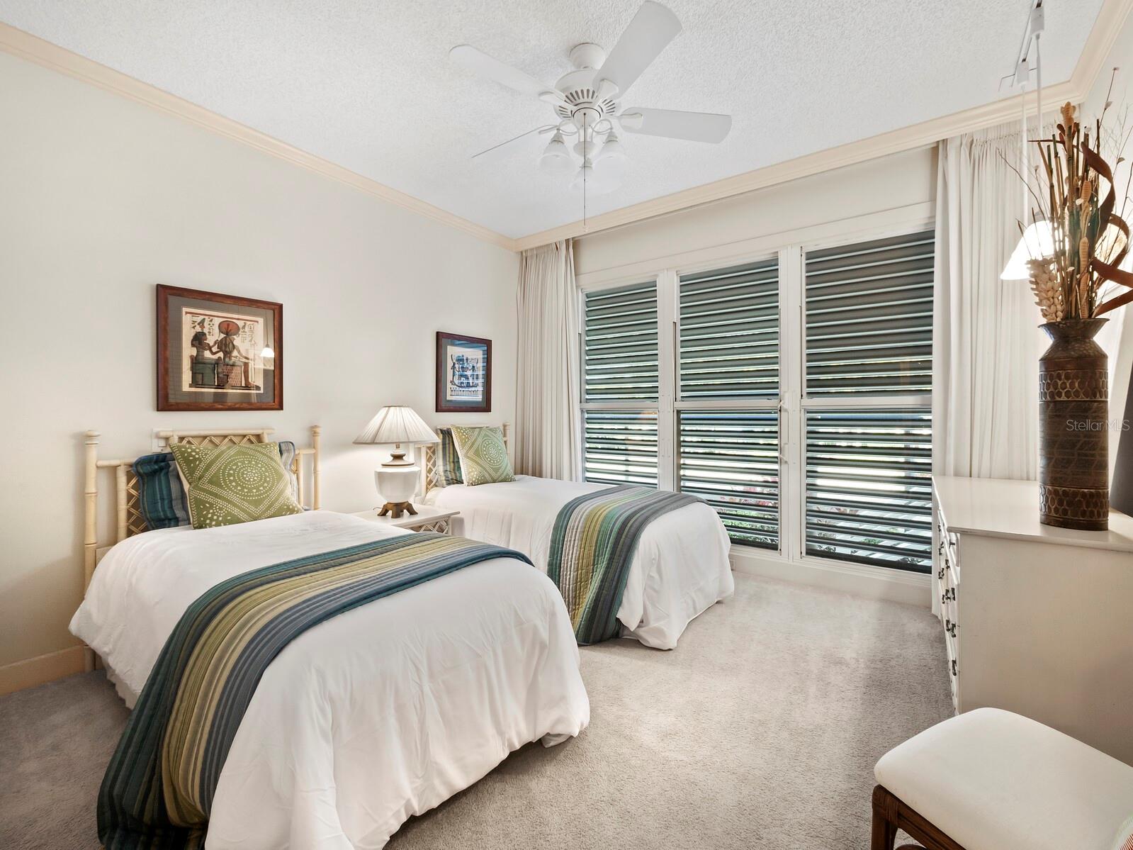 615 DREAM ISLAND PL #105, LONGBOAT KEY, FL, 34228