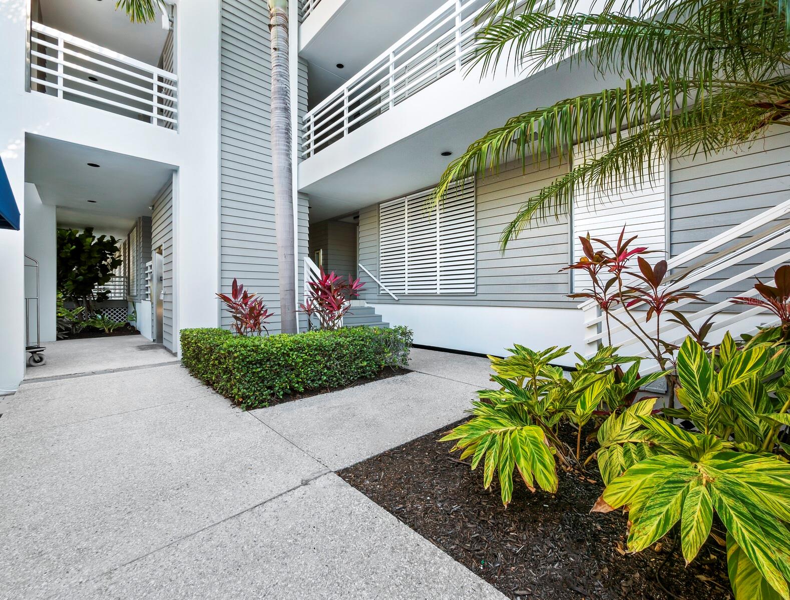 615 DREAM ISLAND PL #105, LONGBOAT KEY, FL, 34228