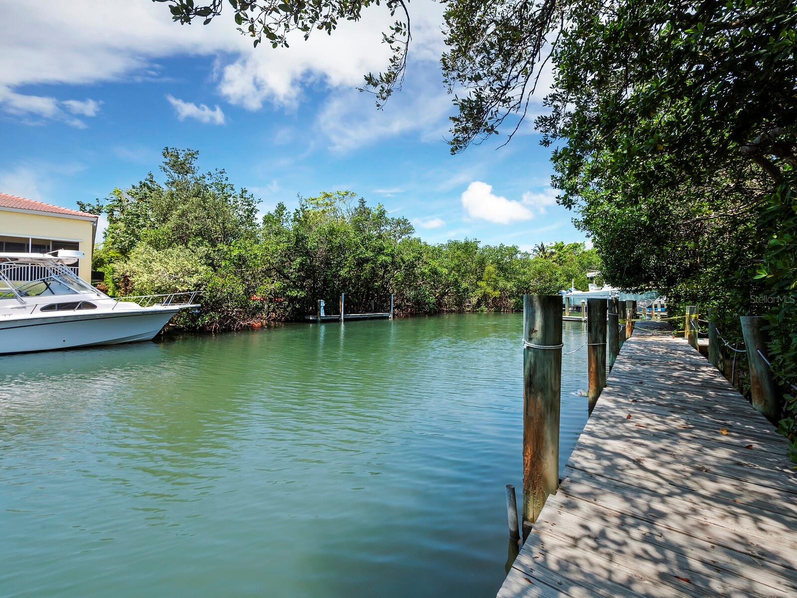 615 DREAM ISLAND PL #105, LONGBOAT KEY, FL, 34228