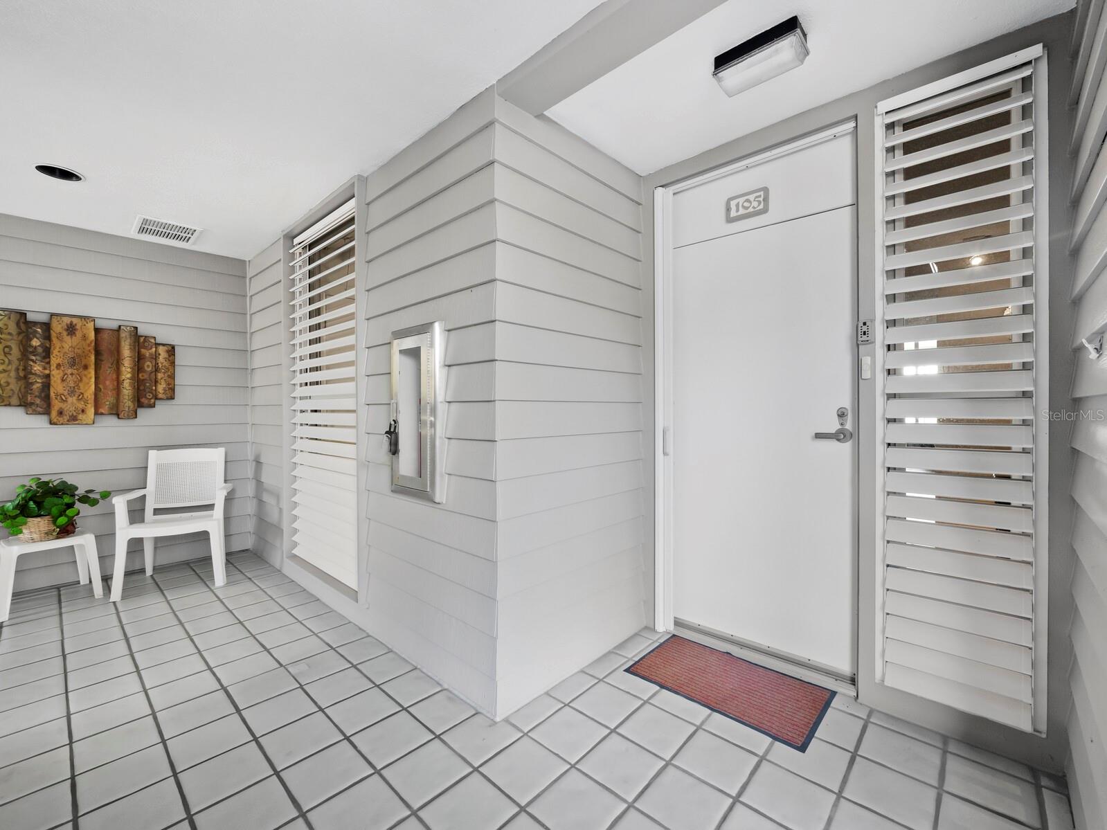 615 DREAM ISLAND PL #105, LONGBOAT KEY, FL, 34228