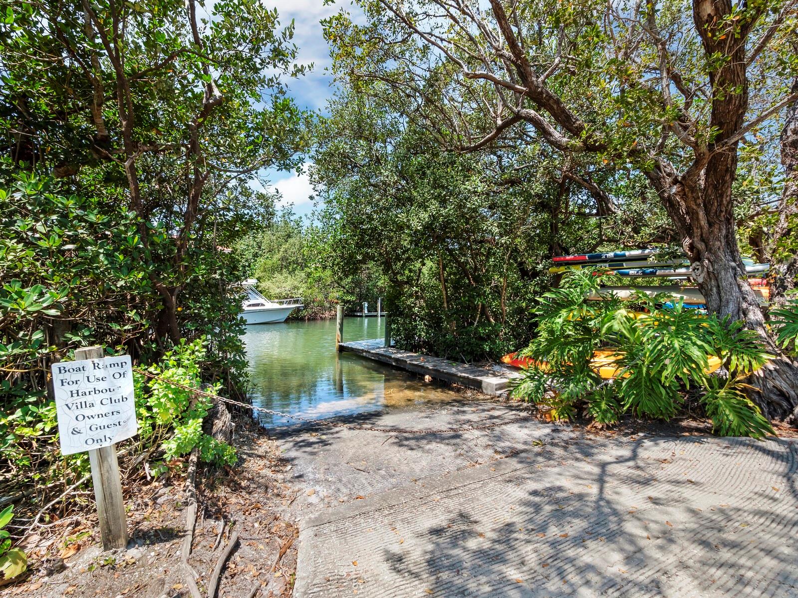 615 DREAM ISLAND PL #105, LONGBOAT KEY, FL, 34228