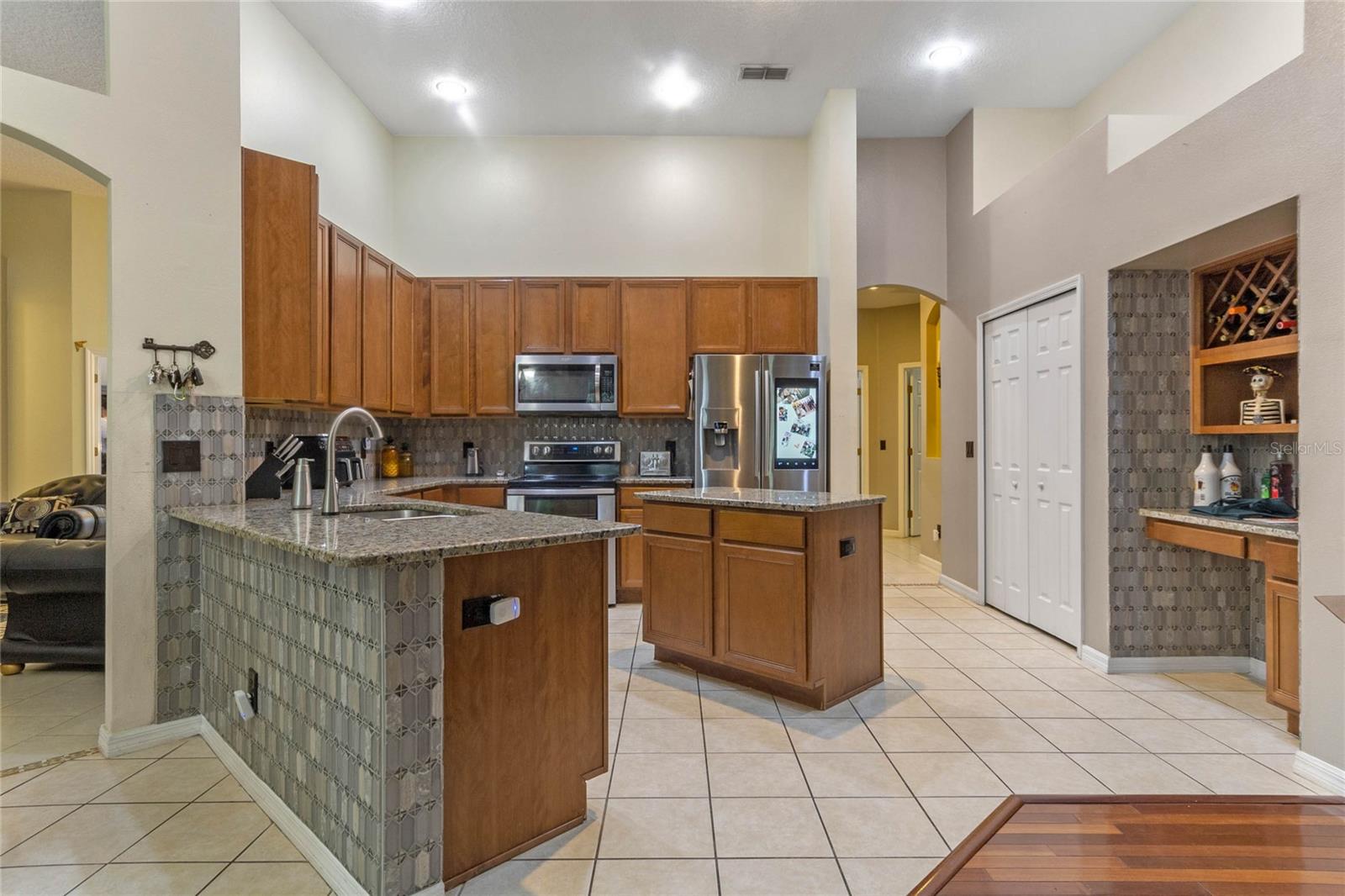 2350 RAMBLING OAKS WAY, KISSIMMEE, FL, 34746
