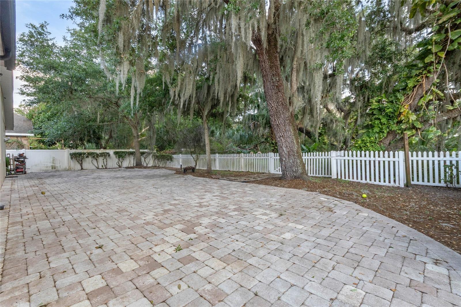 2350 RAMBLING OAKS WAY, KISSIMMEE, FL, 34746