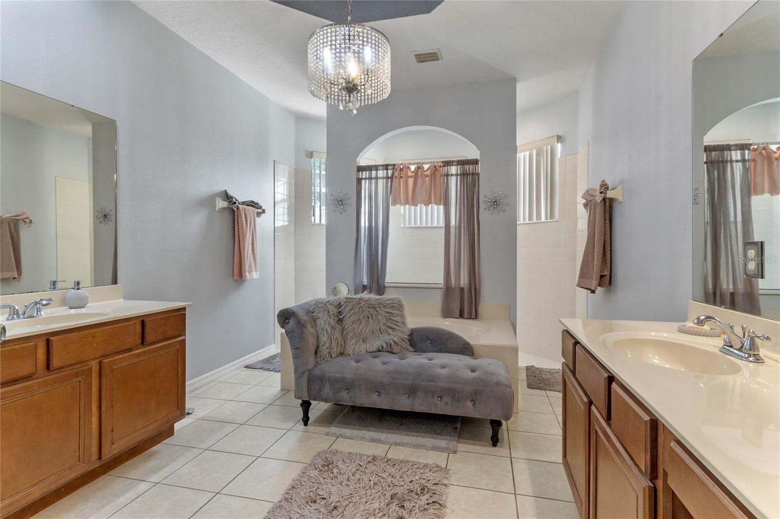 2350 RAMBLING OAKS WAY, KISSIMMEE, FL, 34746