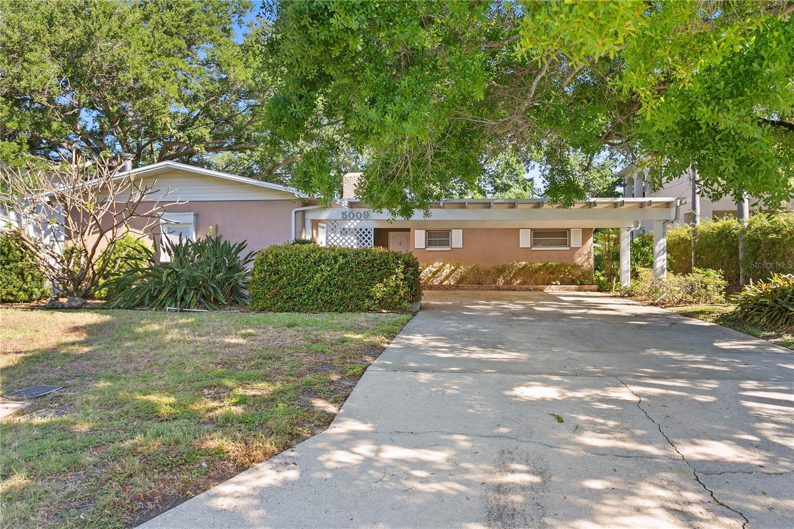 5009 W SPRING LAKE DR, TAMPA, FL, 33629