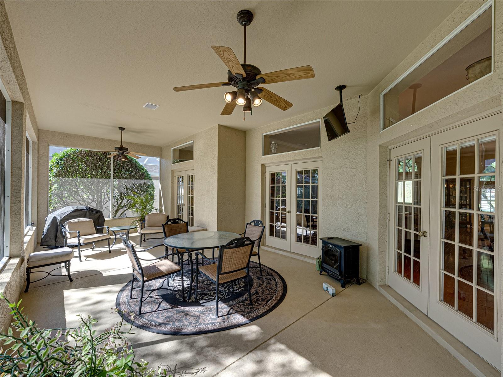 12215 WOODLANDS CIR, DADE CITY, FL, 33525