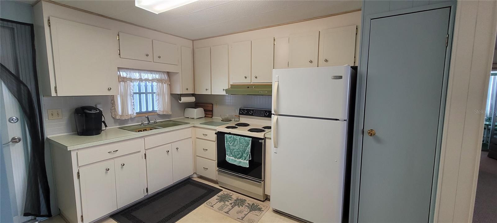 3332 OVERCUP OAK TER, SARASOTA, FL, 34237