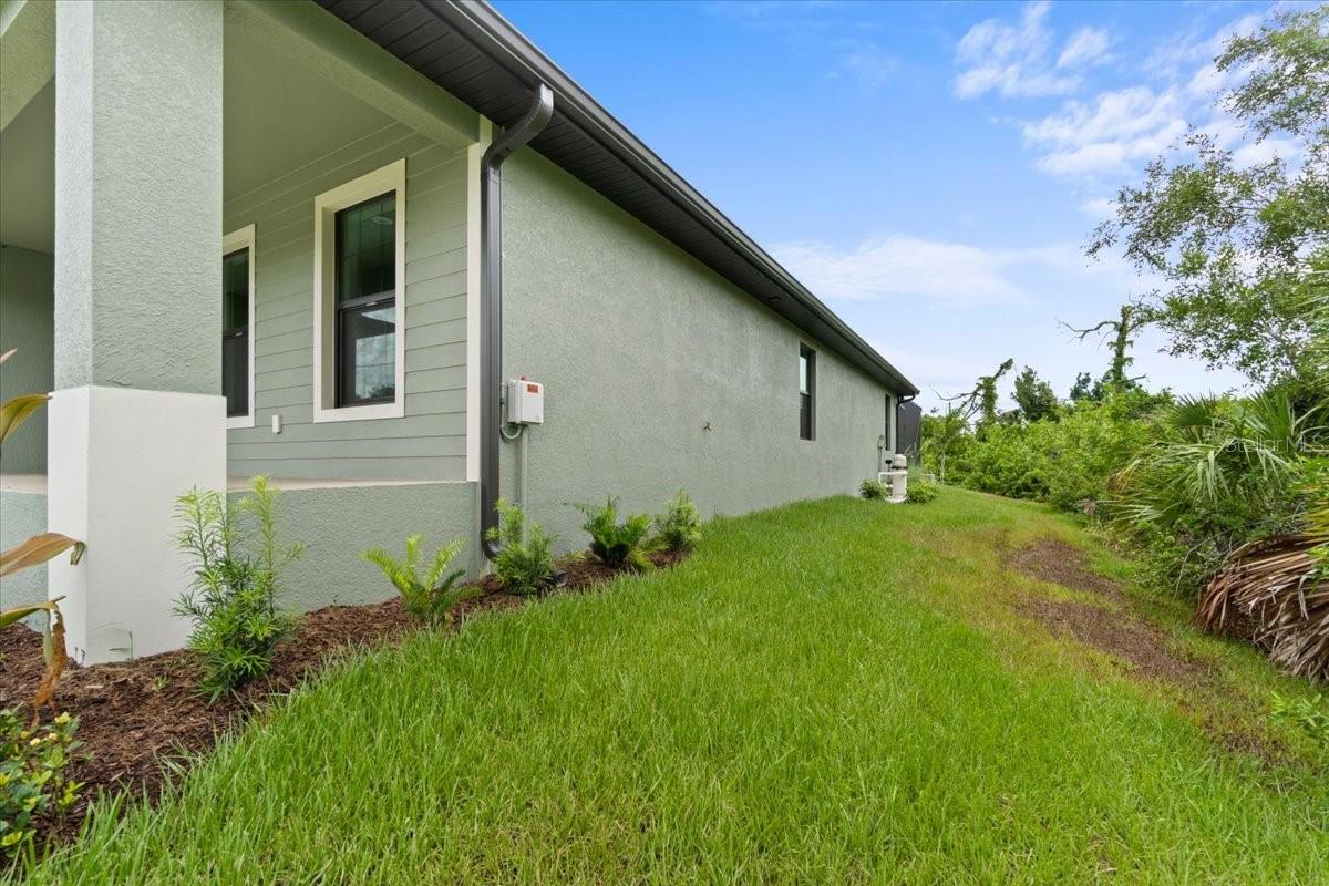 156 HADDOCK DR, ROTONDA WEST, FL, 33947