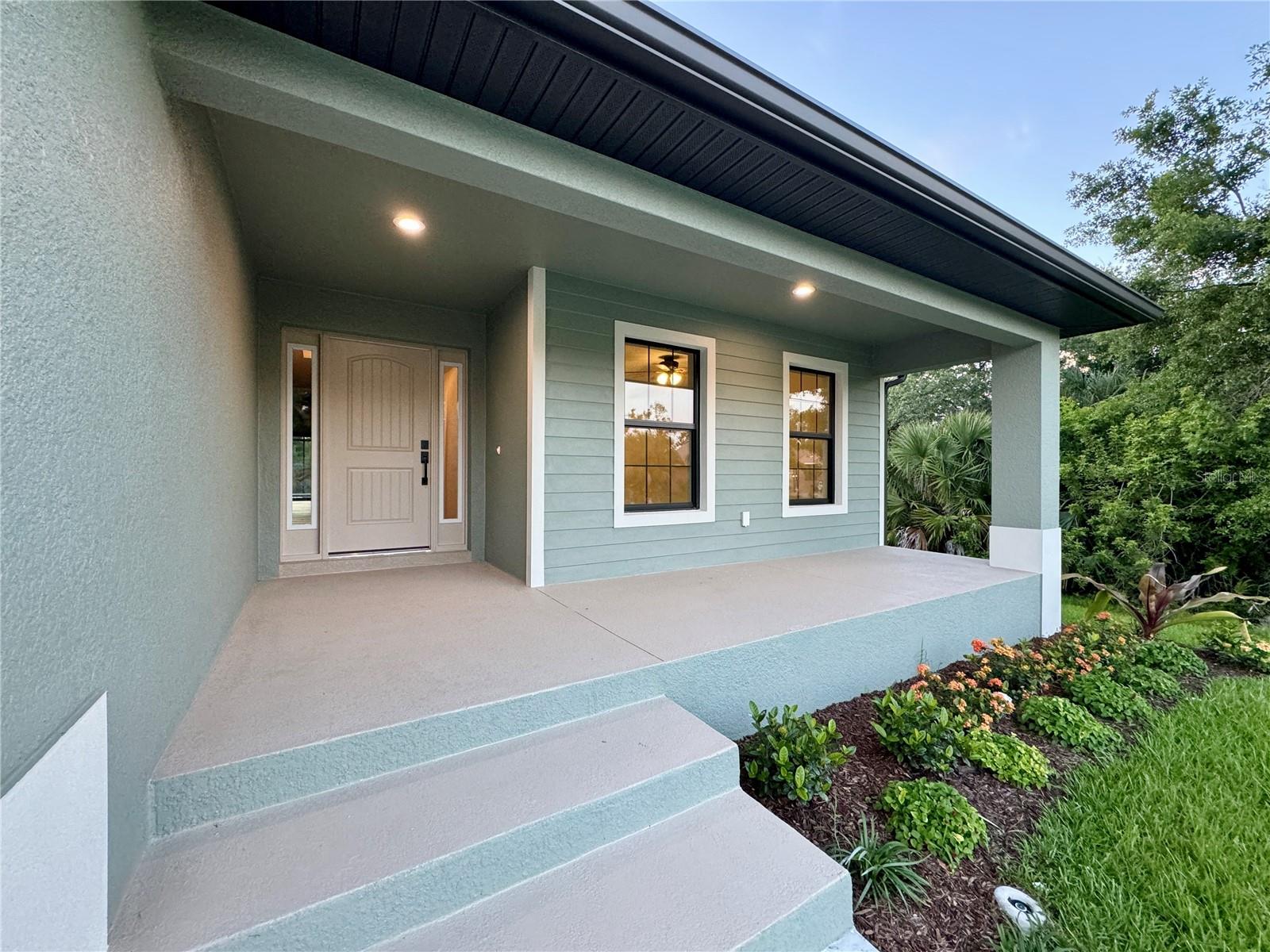 156 HADDOCK DR, ROTONDA WEST, FL, 33947