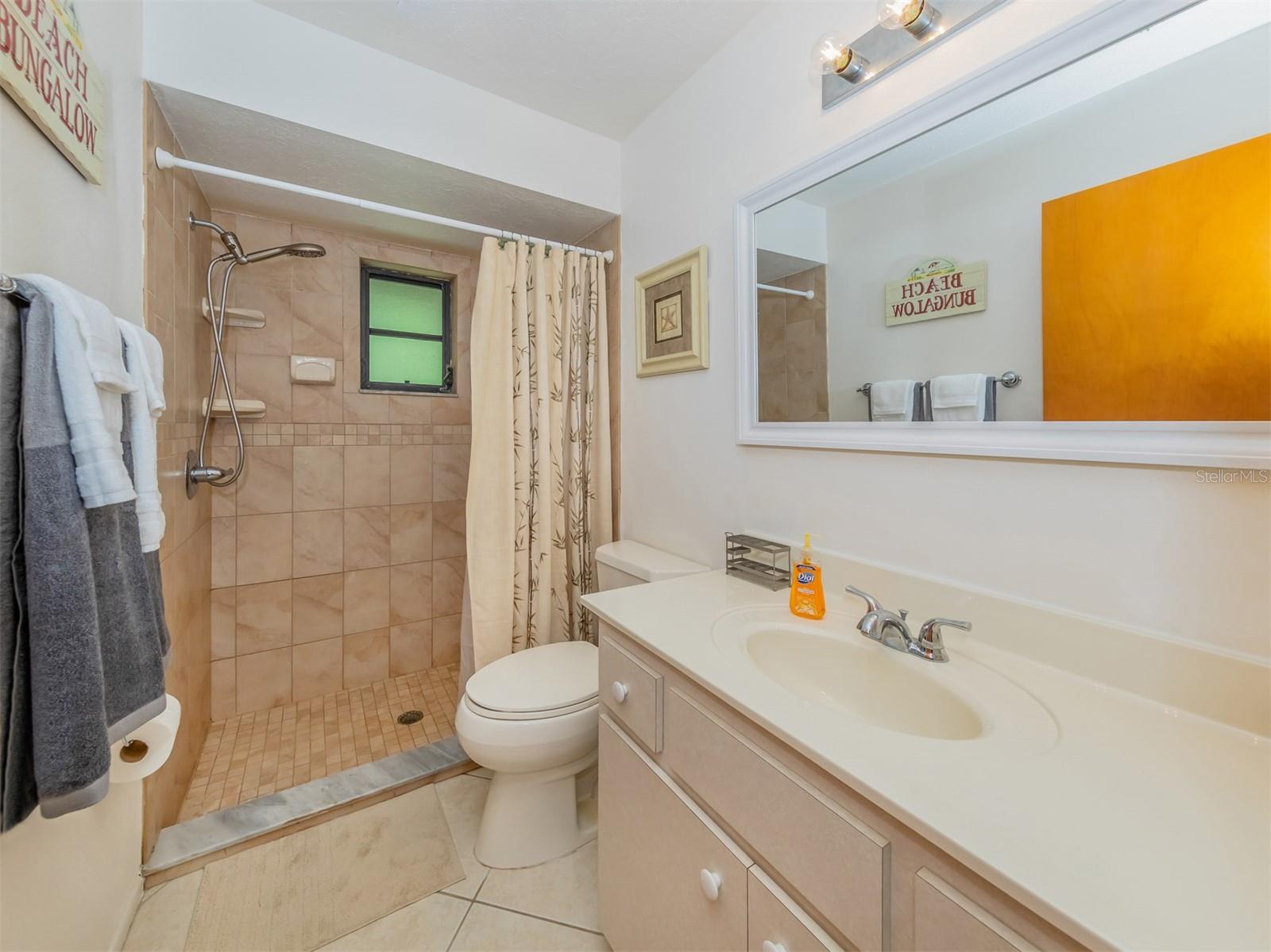 1211 SOUTHLAND RD, VENICE, FL, 34293