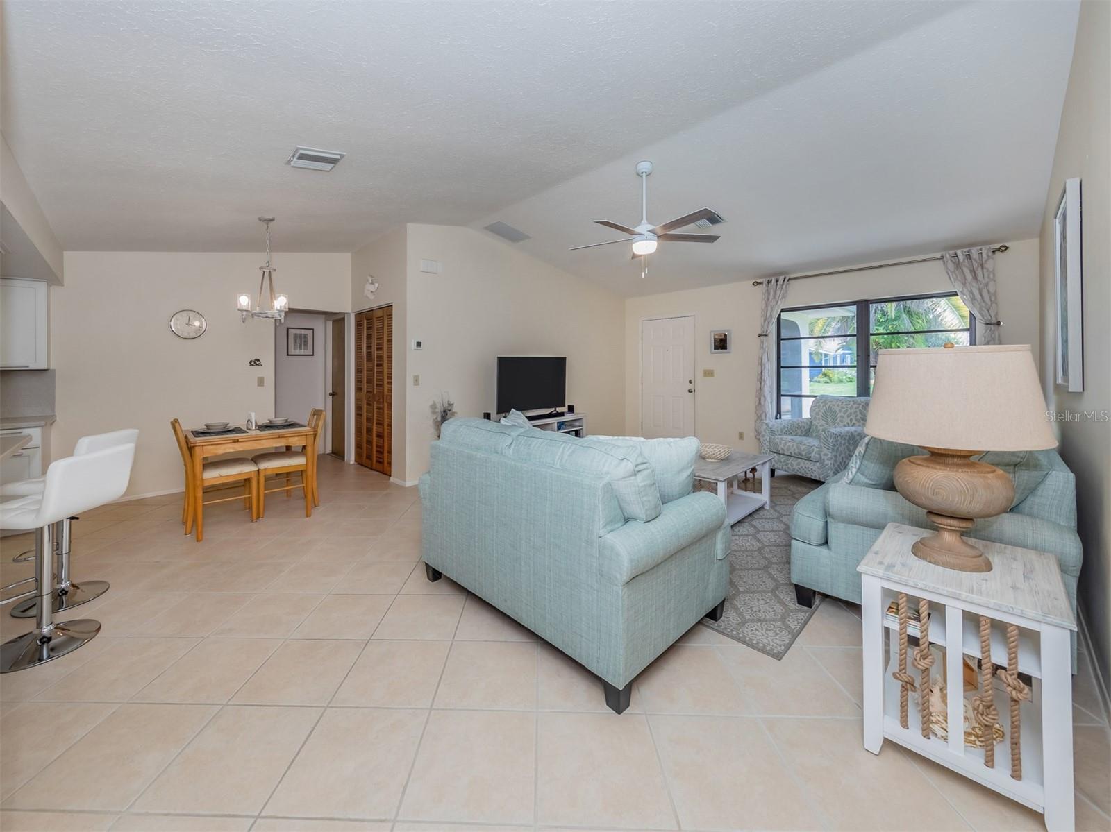 1211 SOUTHLAND RD, VENICE, FL, 34293